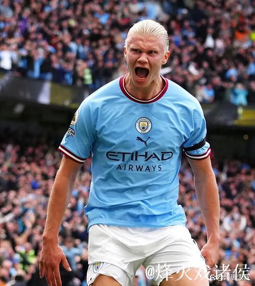 哈兰德欧冠进球超50+制造红牌 曼城2-0击败十人那不勒斯 哈兰德欧冠进球超50+制造红牌 曼城2-0击败十人那不勒斯