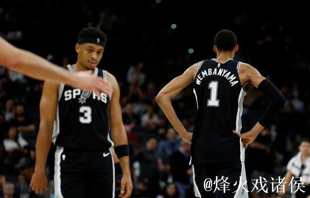 格林33分闪耀全场，浓眉30+13詹姆斯21+13，火箭险胜湖人